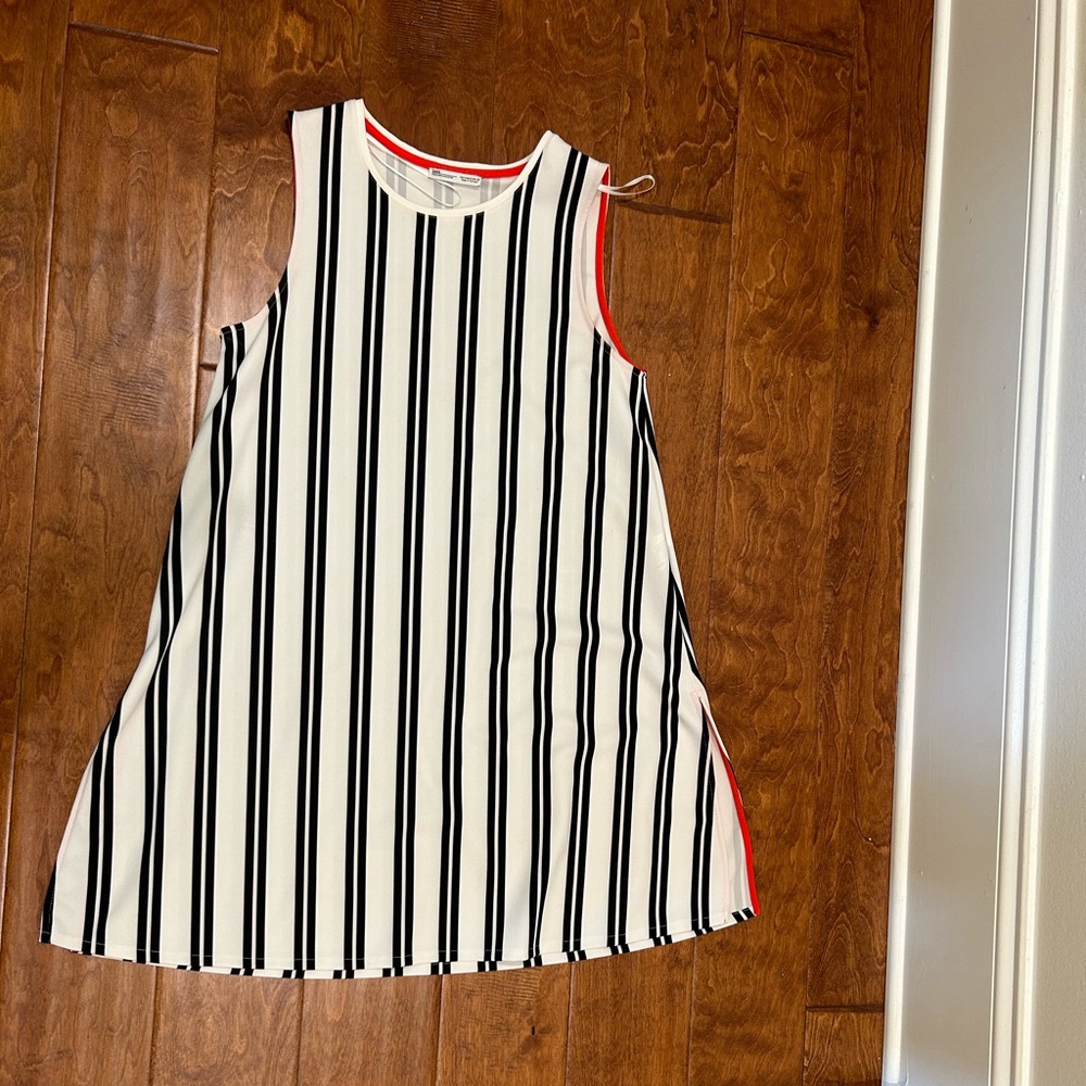 Like New Size Small Zara Basic Collection Dress - image 1